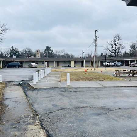 Woodridge Motel Terre Haute Eksteriør bilde